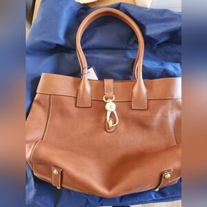 Dooney and Bourke Amelie Bag